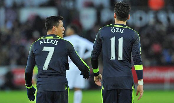 Alexis a Ozil